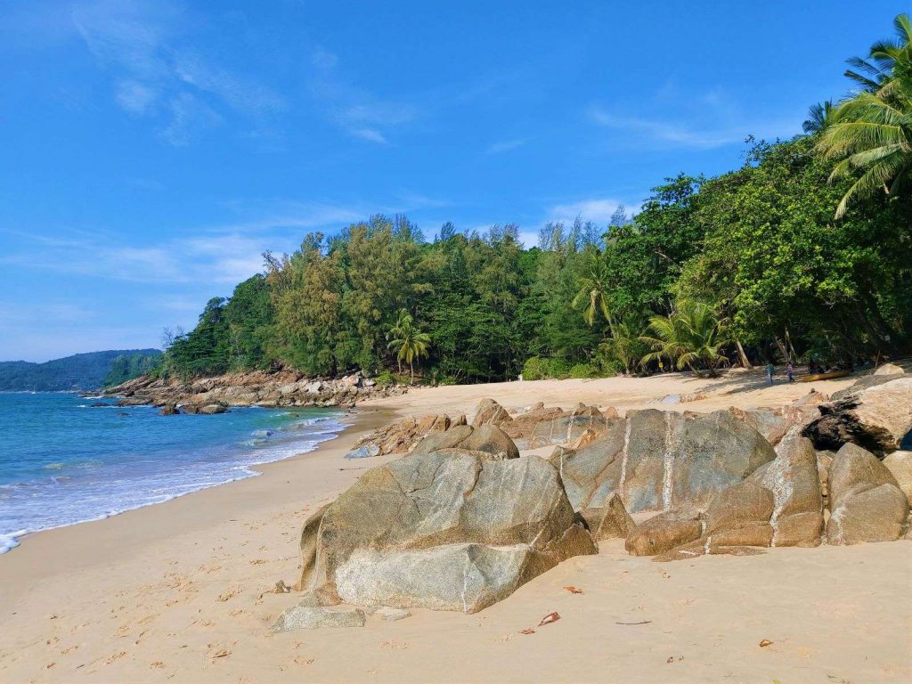 8 Nice Beaches in Phuket to Visit