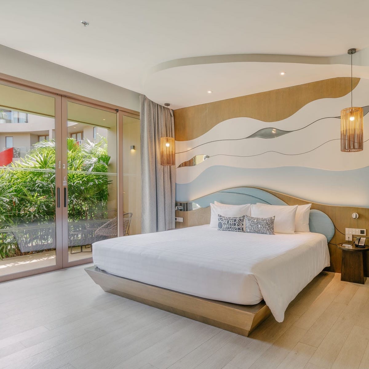 Junior Suite with Pool Access (1st Floor)