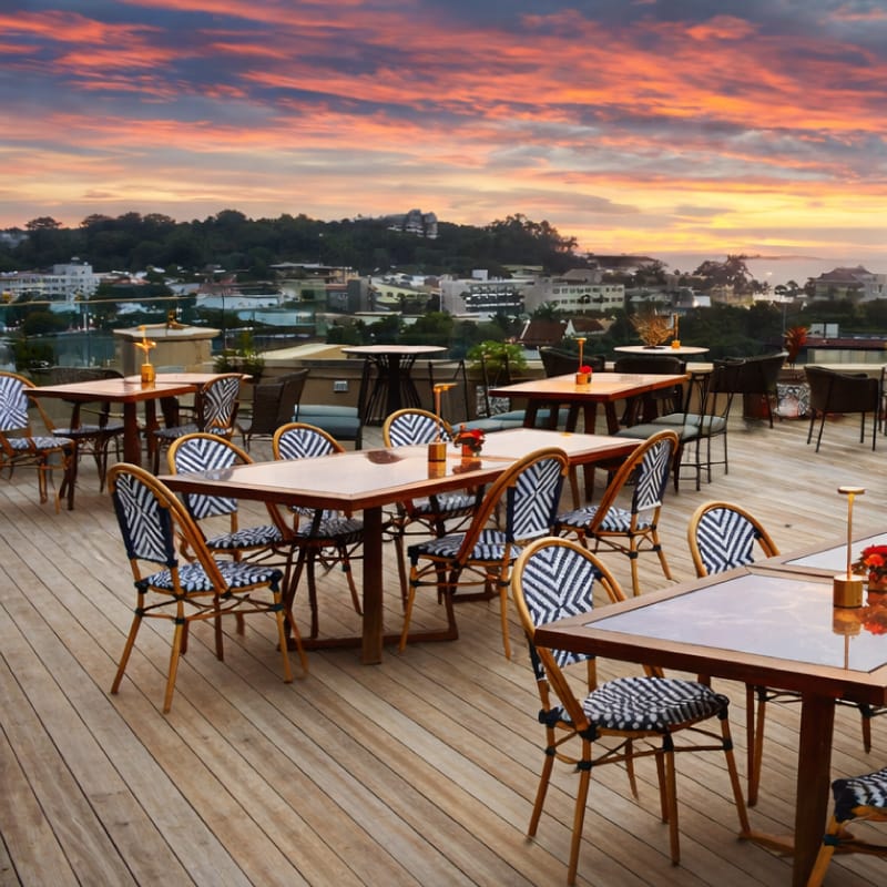 Romantic Dinner @ Moon Terrace Rooftop Restaurant